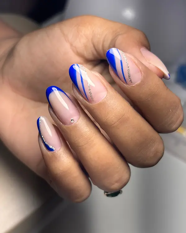Unhas feitas por aluna da Maysa