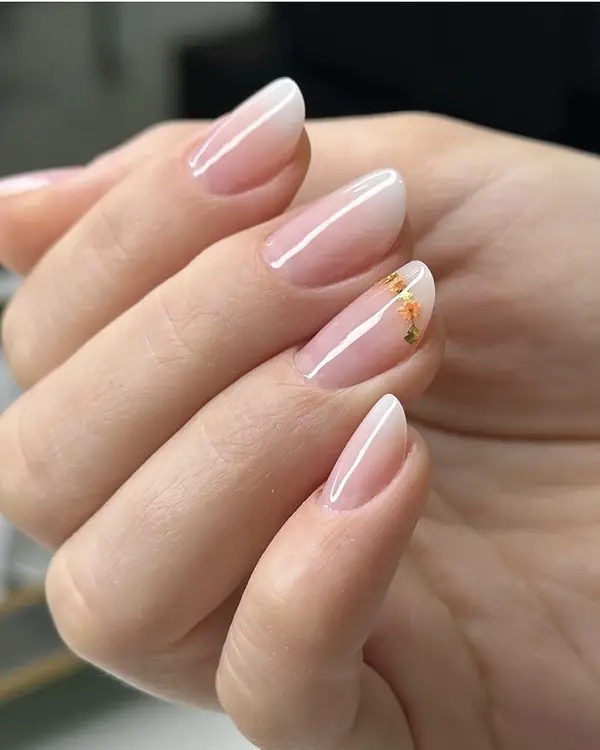 Unhas feitas por aluna da Maysa